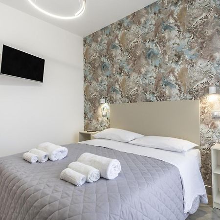 Residence Rimini Relax Bagian luar foto